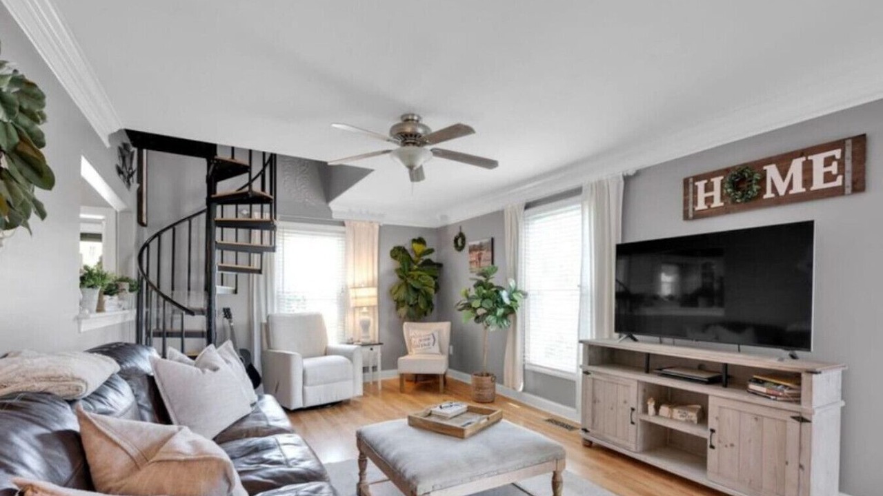 Photo of Livingroom in Mooresville