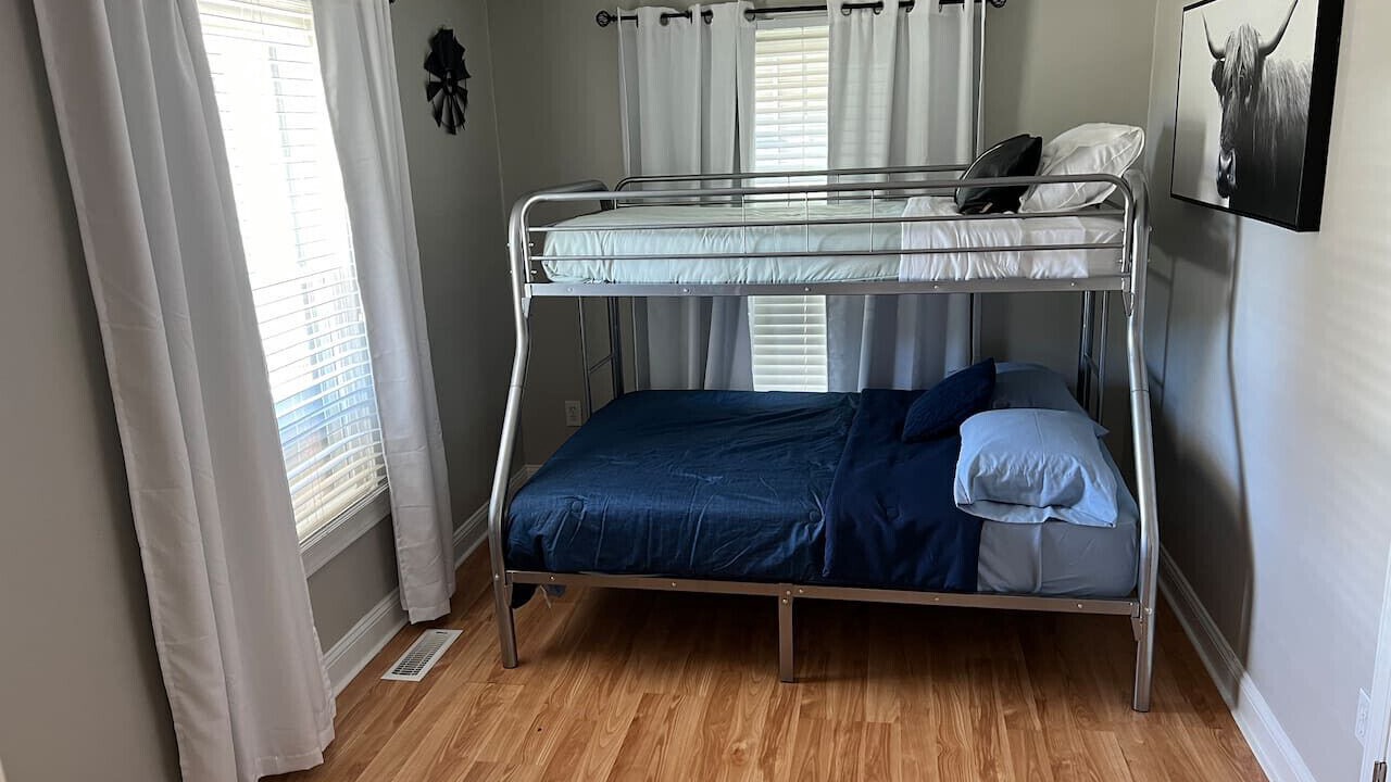 Photo of Bedroom in Mooresville