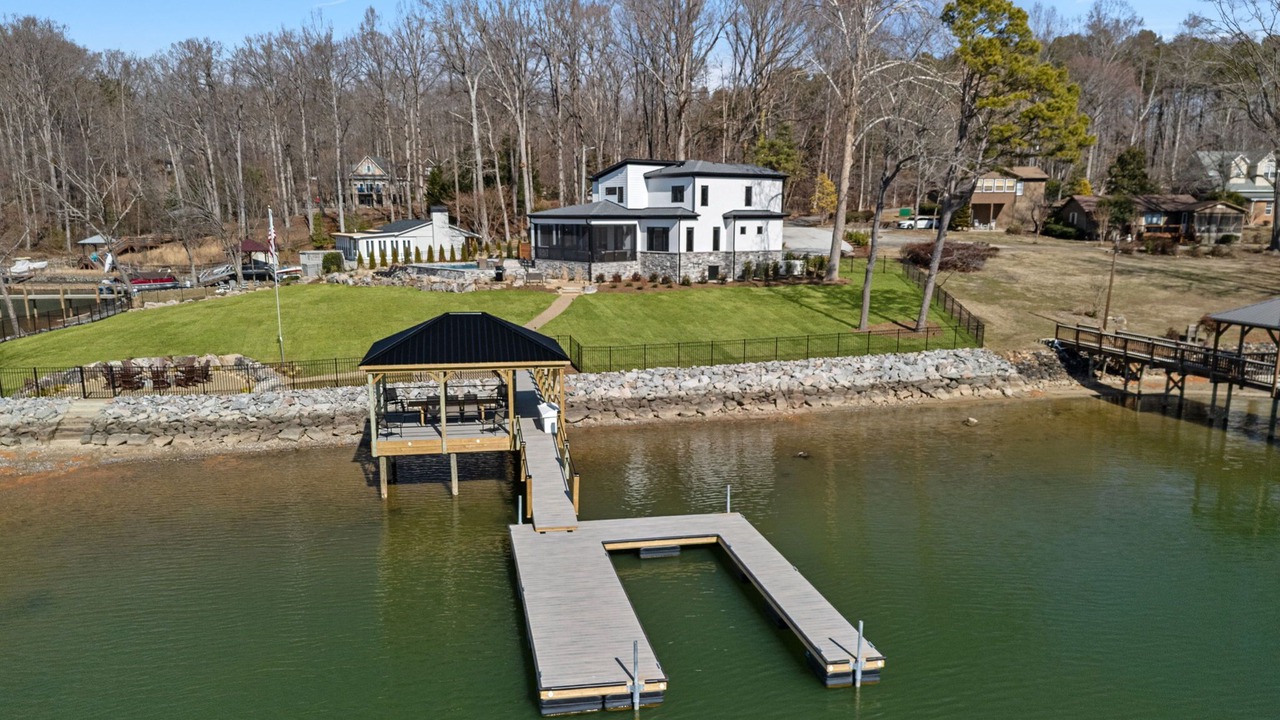 Photo of Outdoor in Lake Norman of Catawba