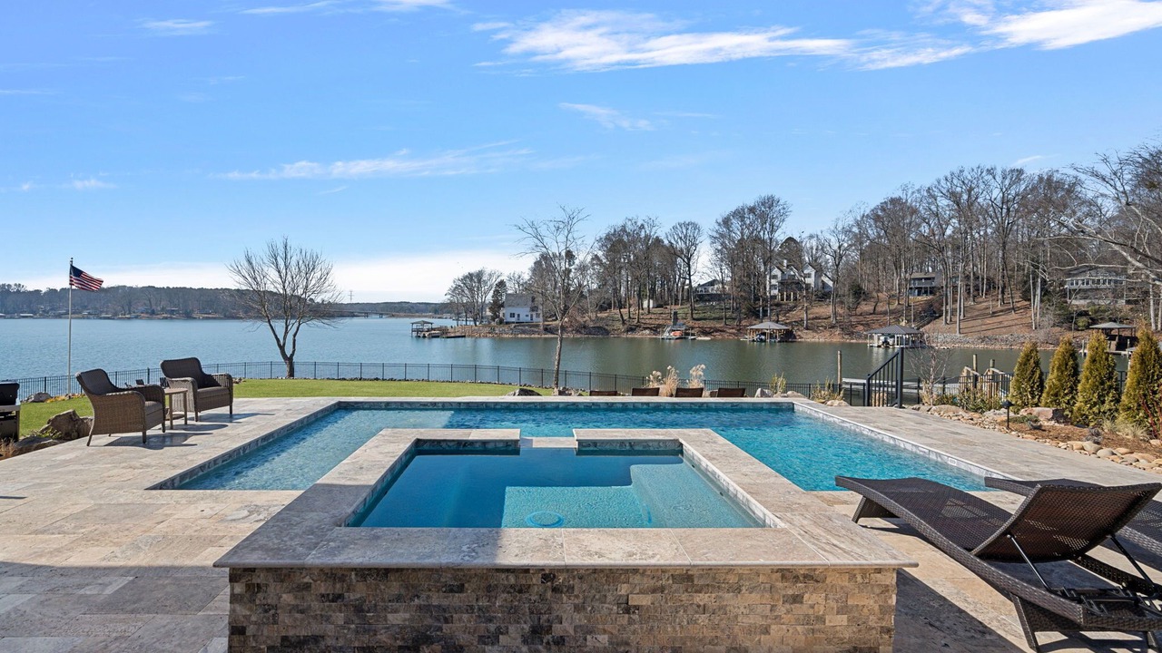 Photo of Outdoor in Lake Norman of Catawba