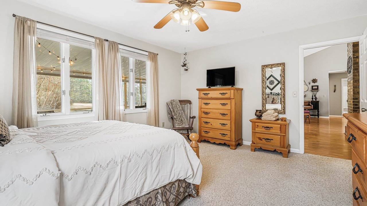Photo of Bedroom in Skyland