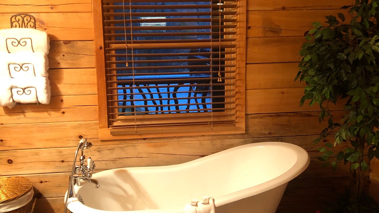 Photo of Bathroom in Skyland