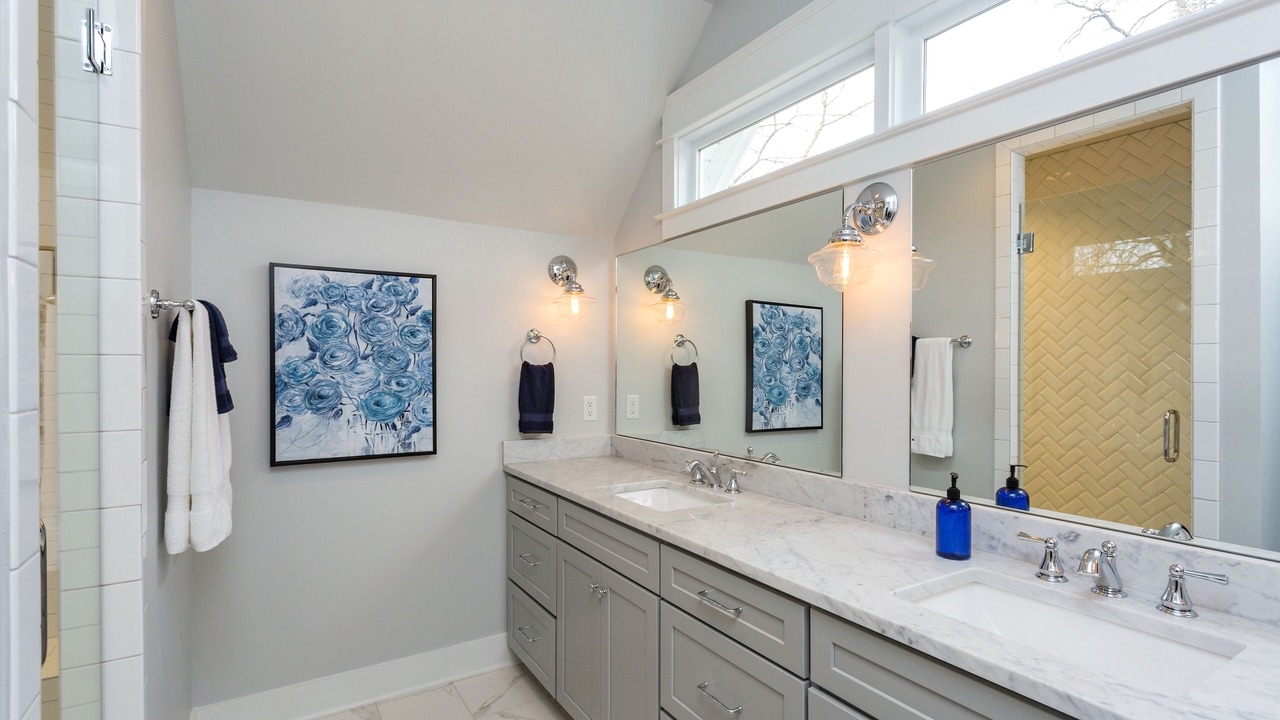 Photo of Bathroom in East End