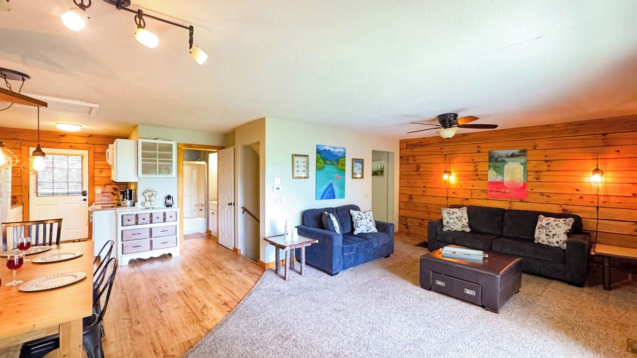Photo of Bedroom in Cherokee