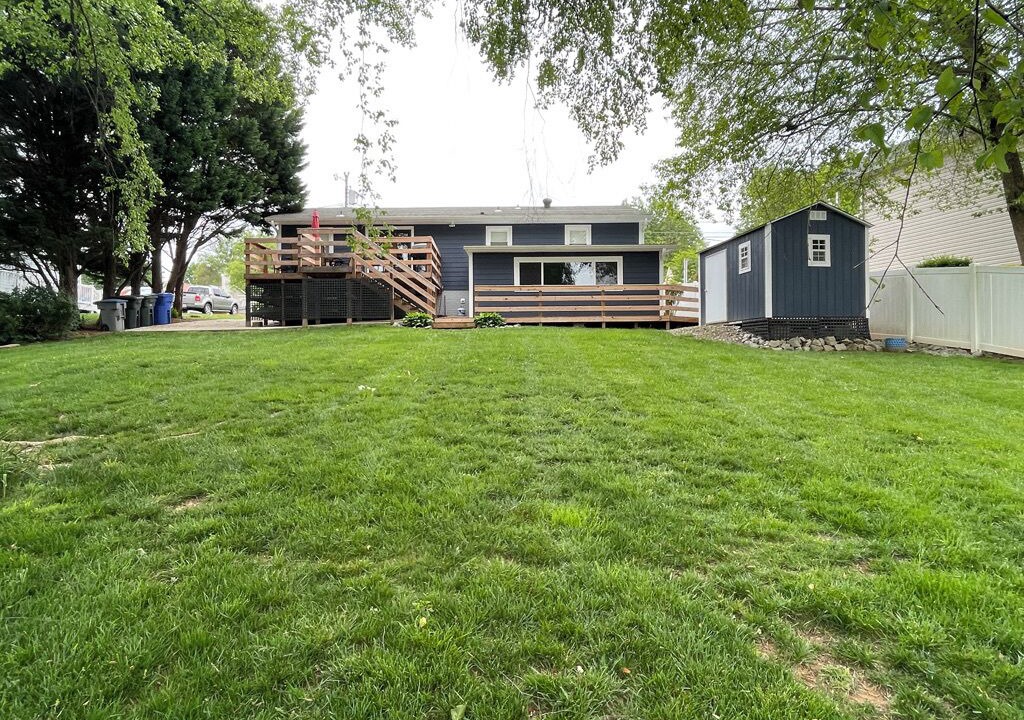 Photo of Outdoor in Mayhew