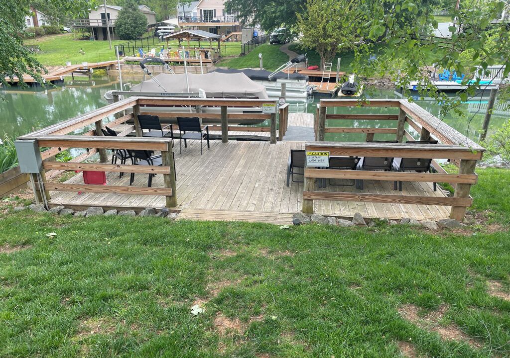 Photo of Outdoor in Mayhew