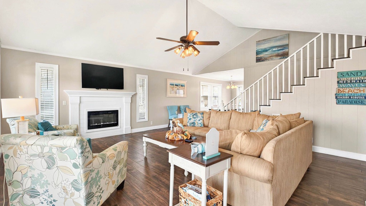 Photo of Livingroom in Ocean Isle Beach