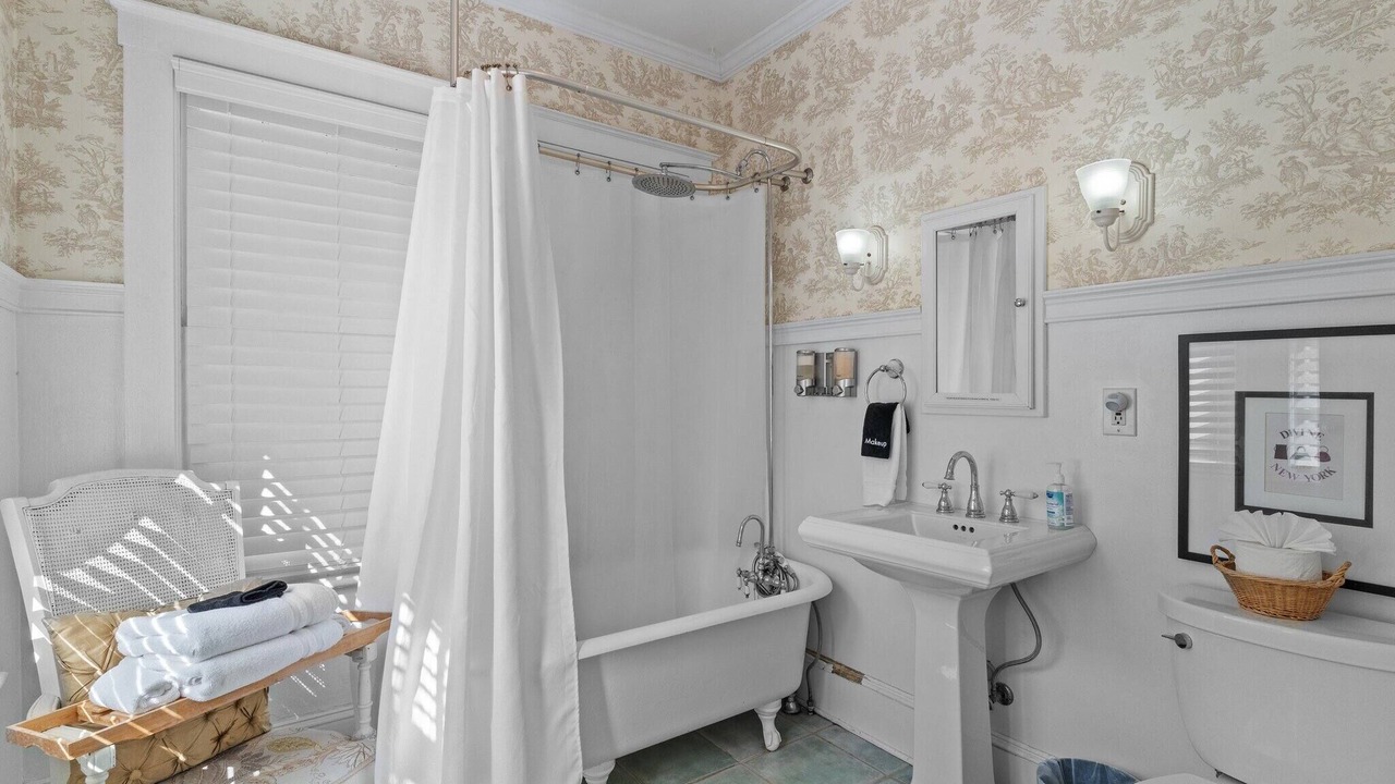 Photo of Bathroom in Wilmington