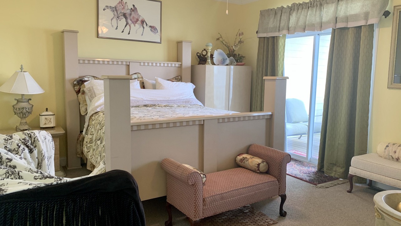 Photo of Bedroom in Atlantic Beach