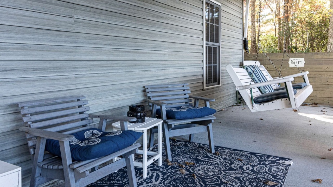 Photo of Patio Balcony in Hendersonville