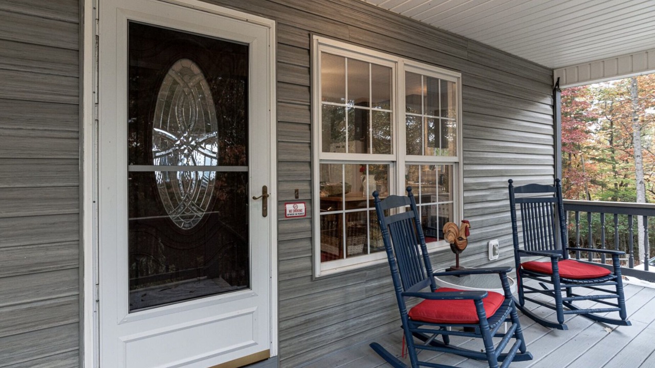 Photo of Patio Balcony in Hendersonville