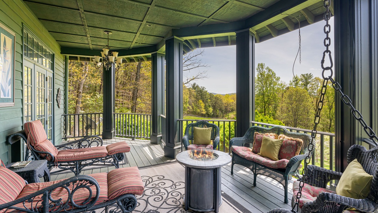 Photo of Patio Balcony in Fairview