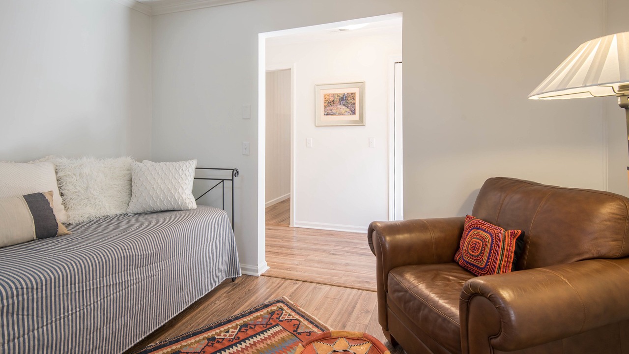 Photo of Livingroom in Hendersonville