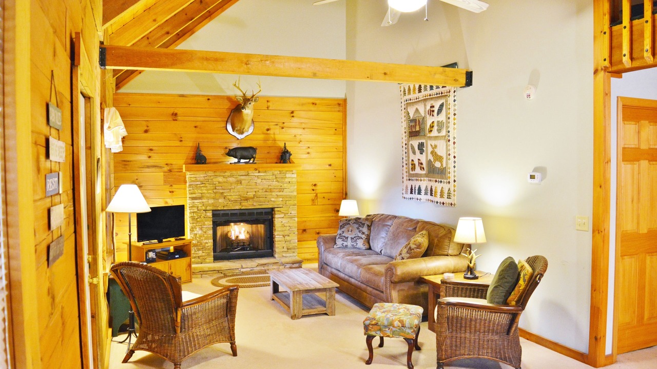 Photo of Livingroom in Maggie Valley