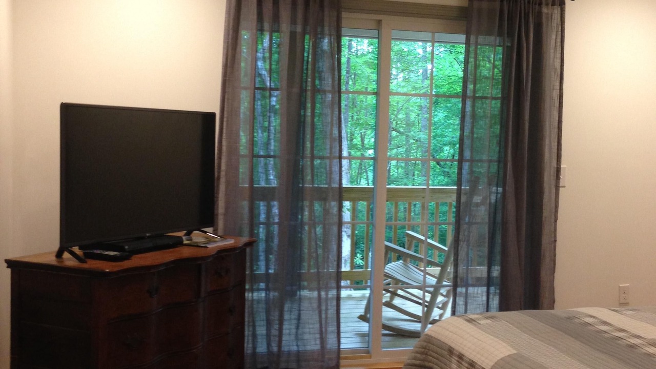 Photo of Bedroom in Plumtree