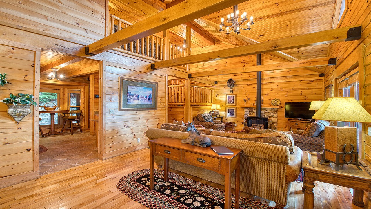 Photo of Livingroom in Maggie Valley