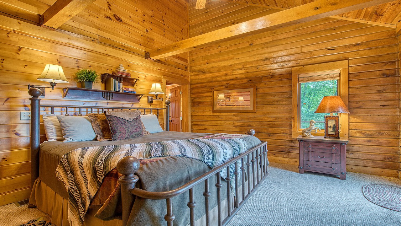 Photo of Bathroom in Maggie Valley