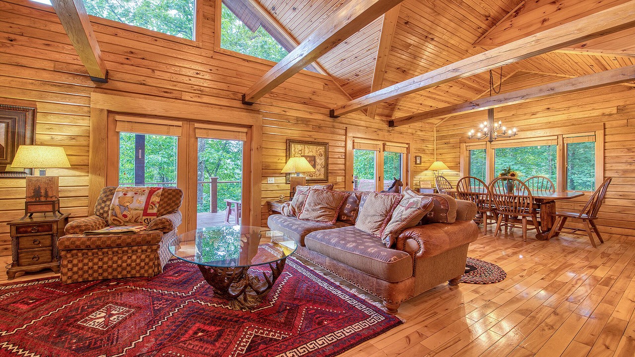 Photo of Livingroom in Maggie Valley