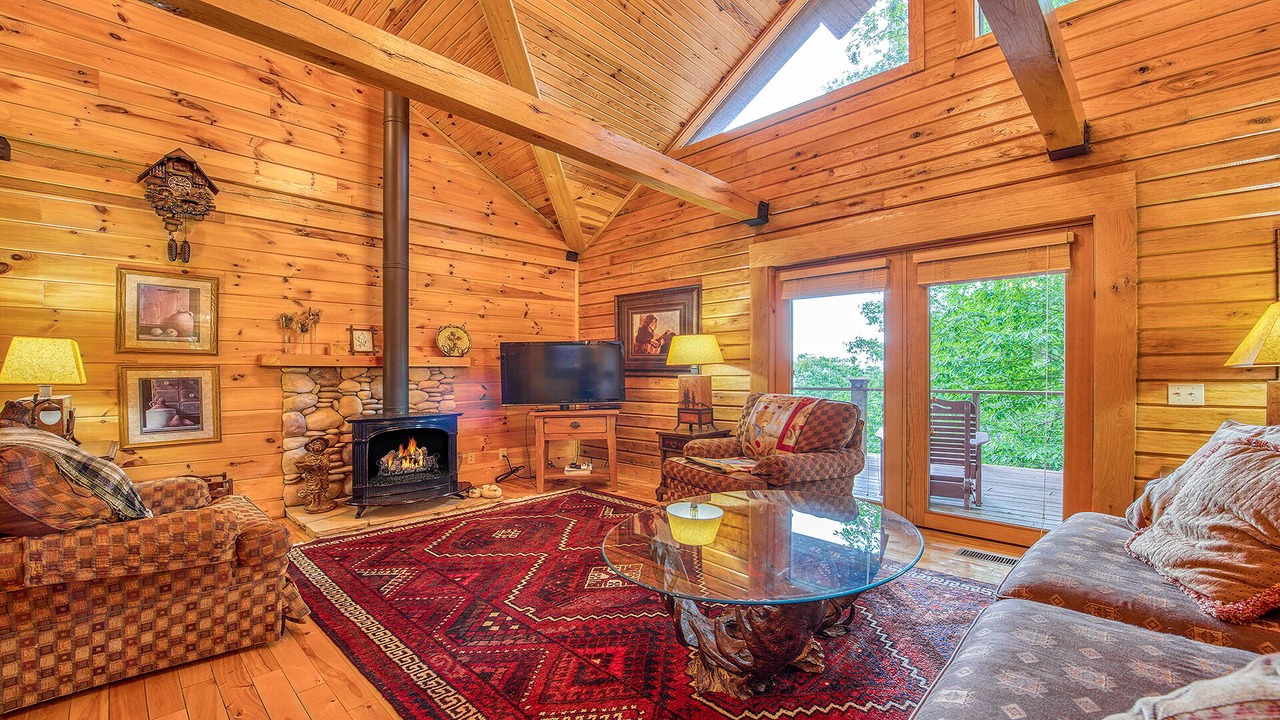 Photo of Livingroom in Maggie Valley