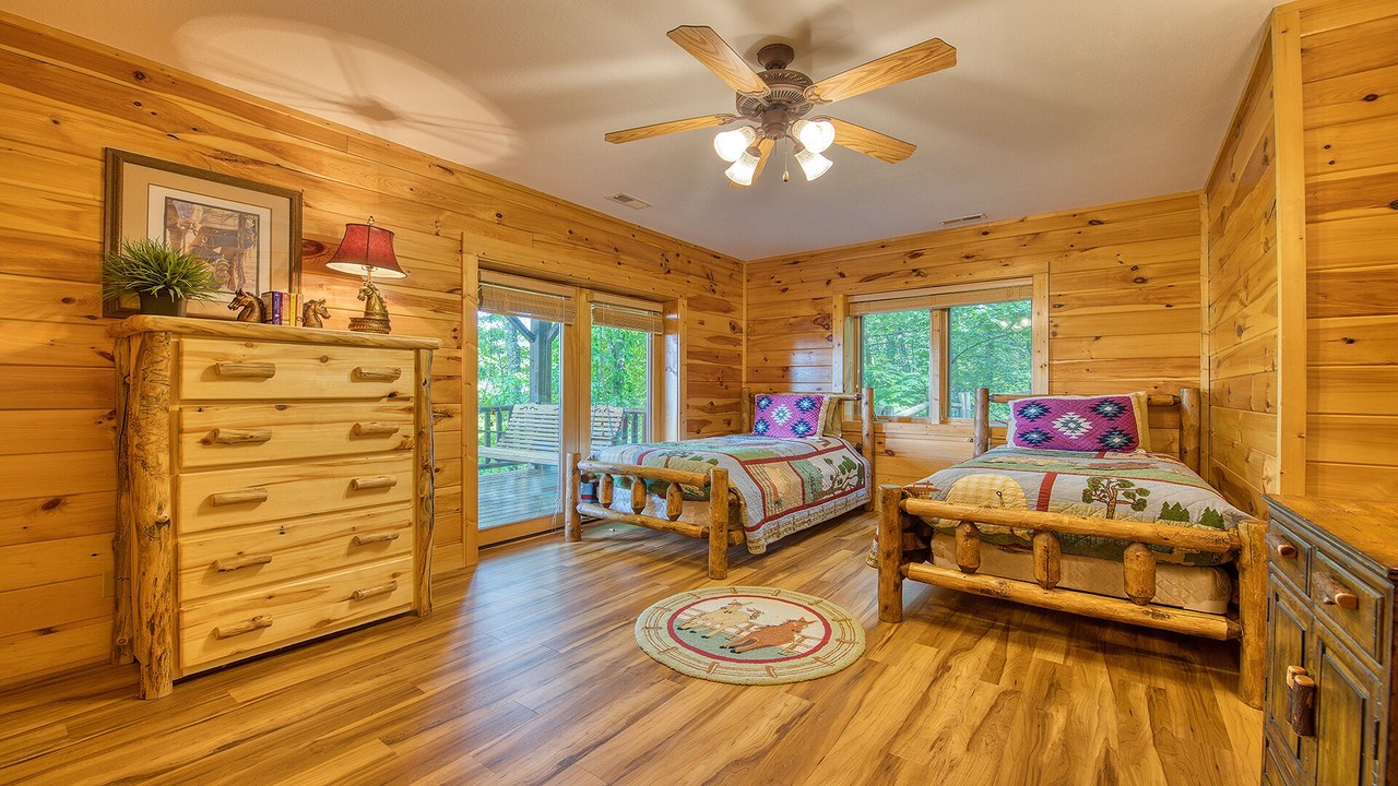 Photo of Bedroom in Maggie Valley