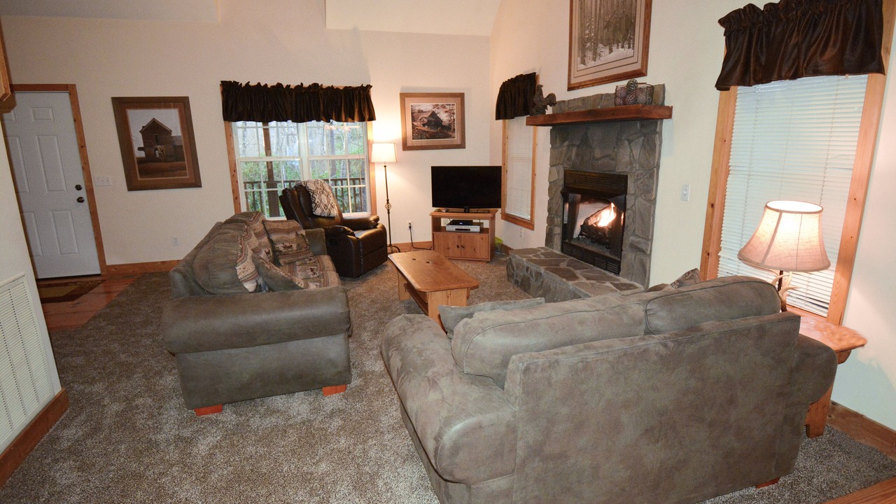 Photo of Livingroom in Maggie Valley
