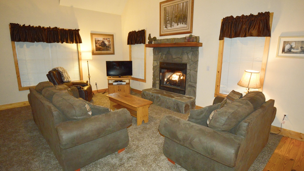 Photo of Livingroom in Maggie Valley