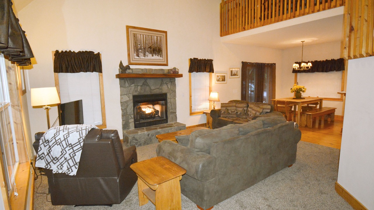 Photo of Livingroom in Maggie Valley