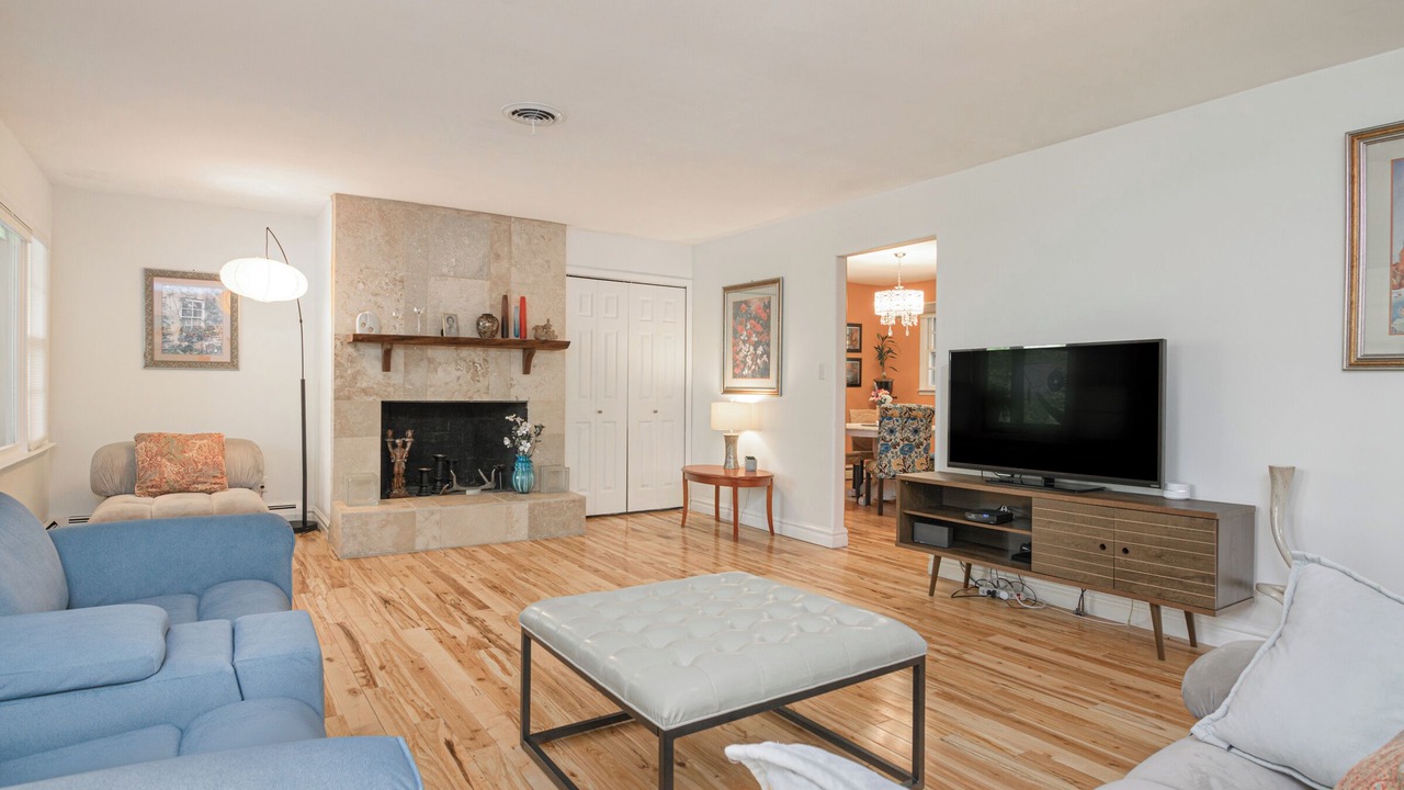 Photo of Livingroom in Asheville