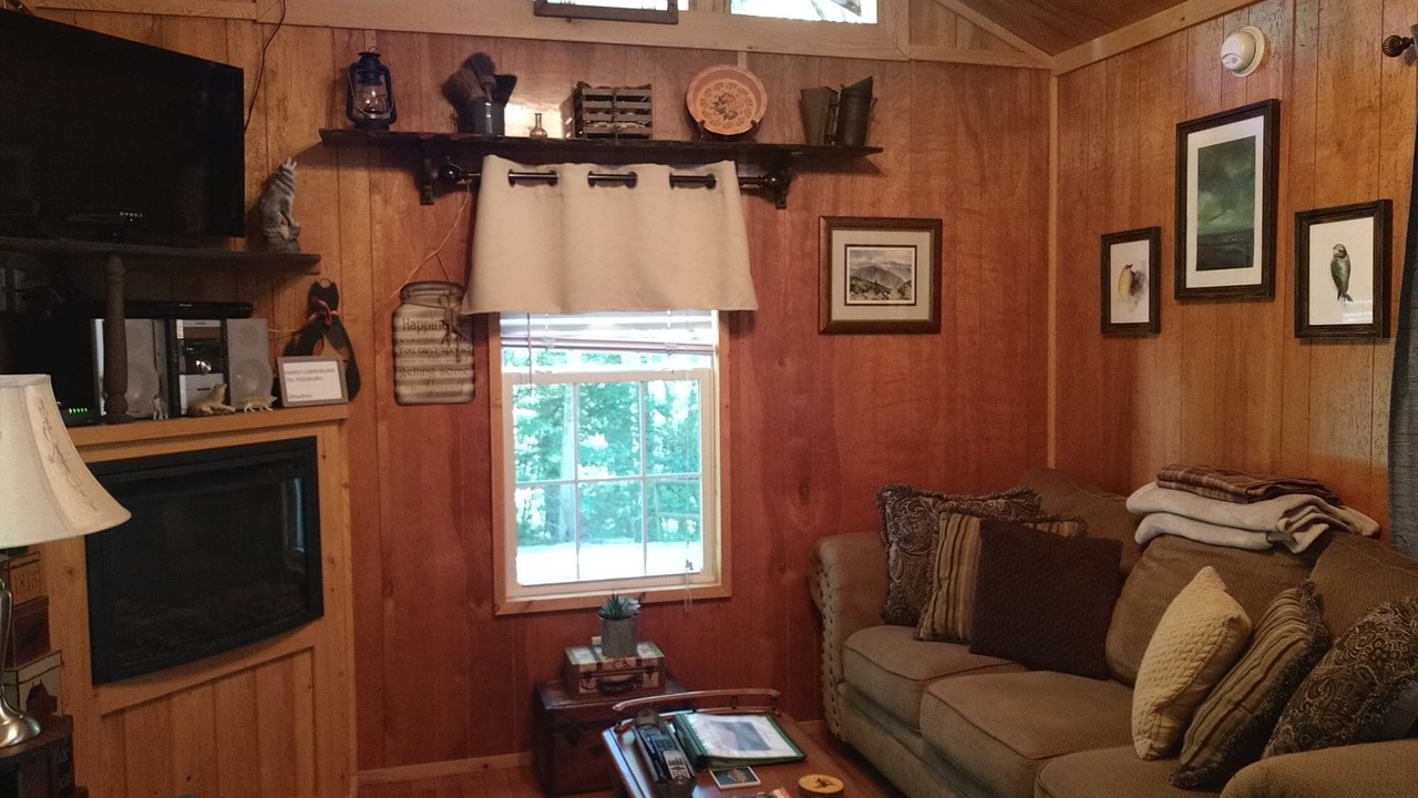 Photo of Livingroom in Waynesville