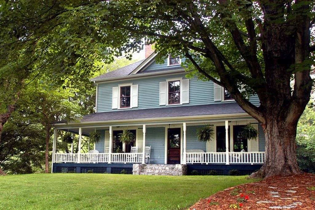 Photo of Outdoor in Waynesville
