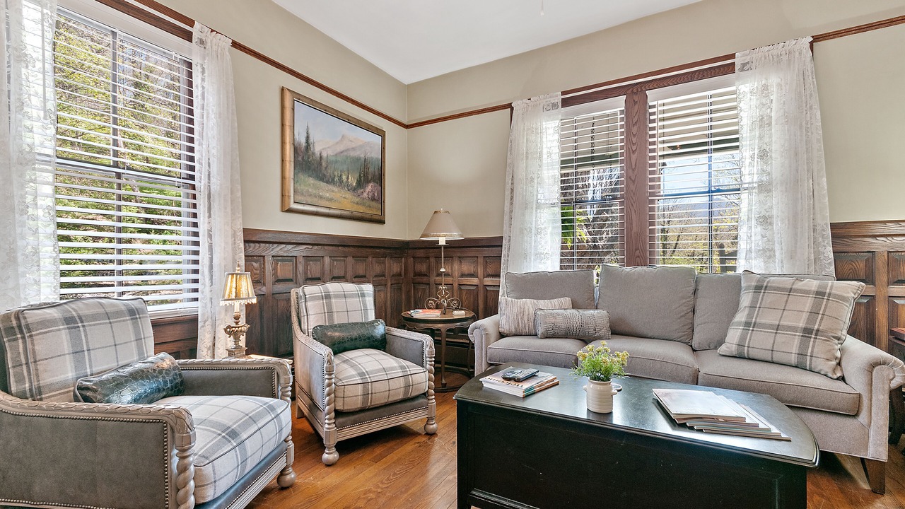 Photo of Livingroom in Waynesville