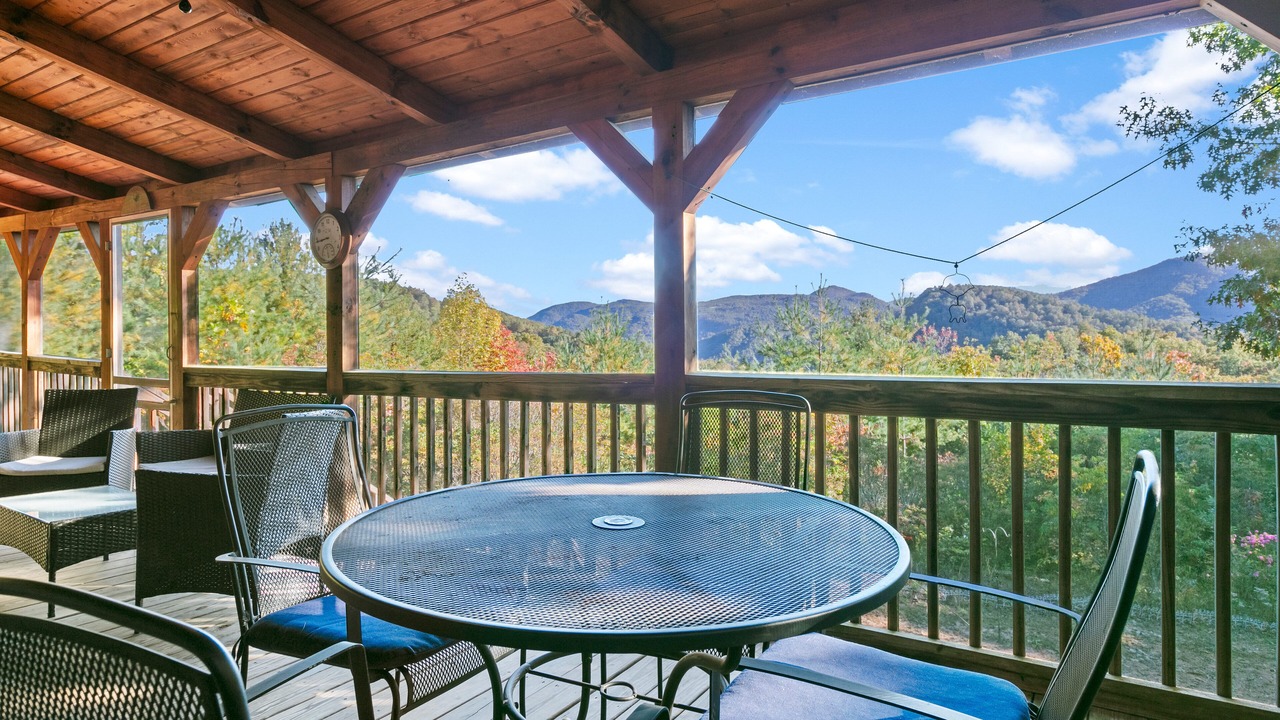 Photo of Outdoor in Hendersonville