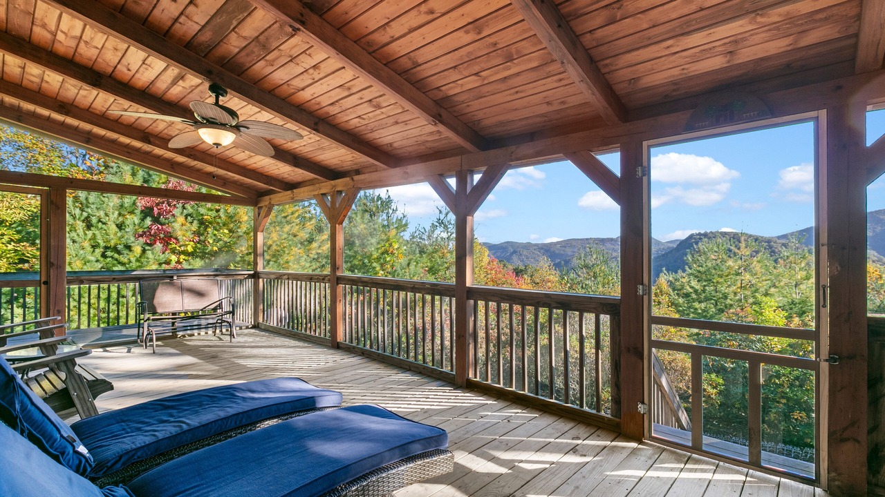 Photo of Outdoor in Hendersonville
