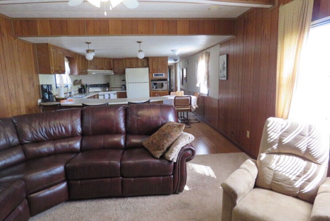 Photo of Livingroom in Weaverville