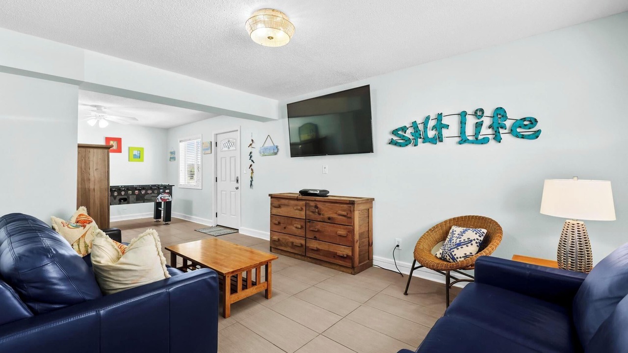 Photo of Livingroom in Kill Devil Hills