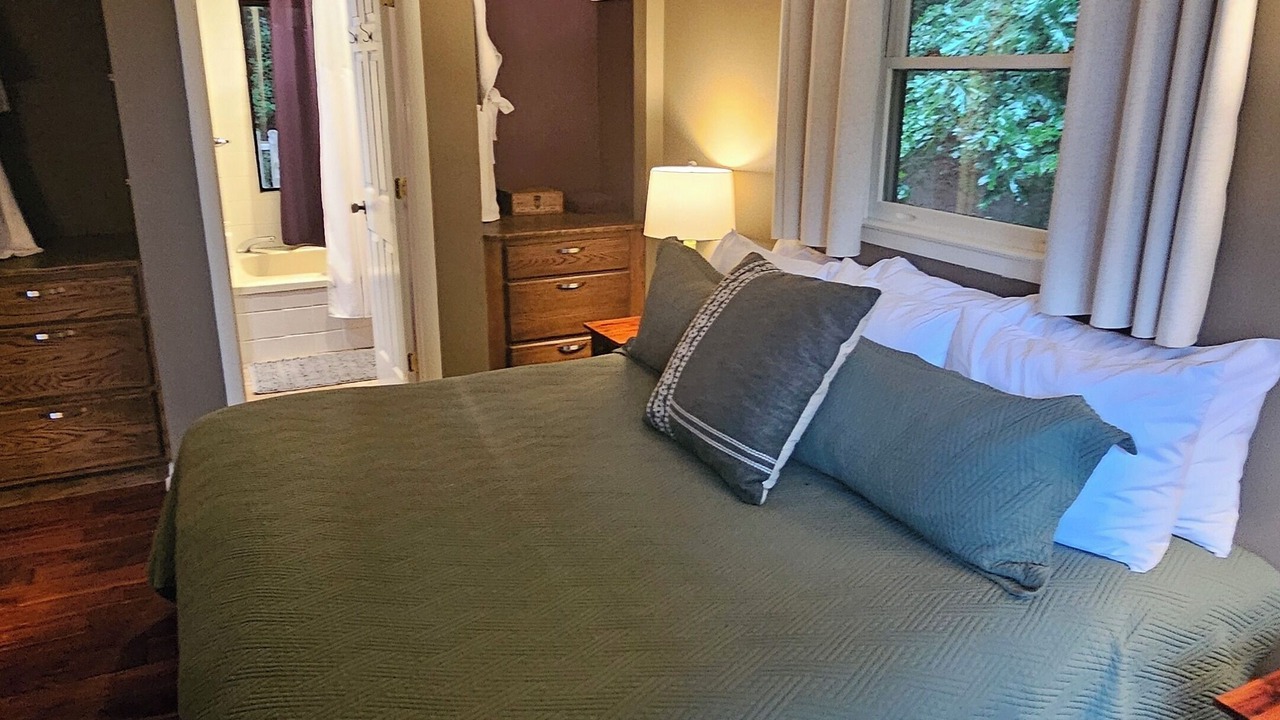 Photo of Bedroom in Fairview
