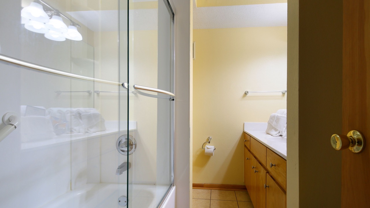 Photo of Bathroom in Duck