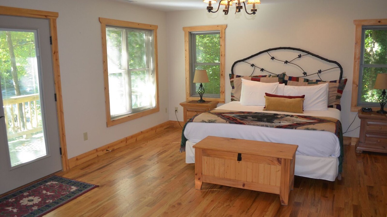Photo of Bedroom in Chimney Rock