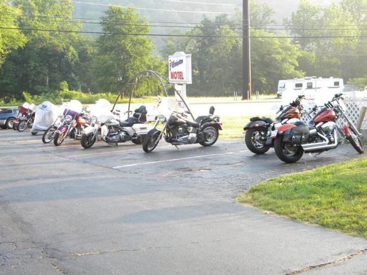 Photo of Others in Maggie Valley
