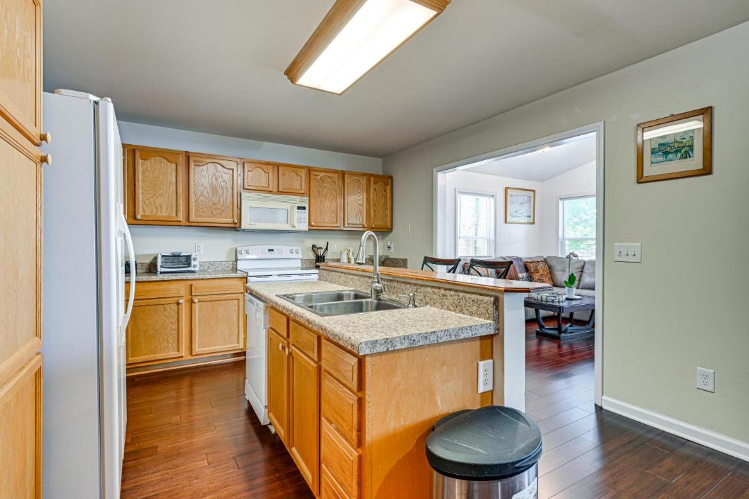 Photo of Kitchen in Southmont