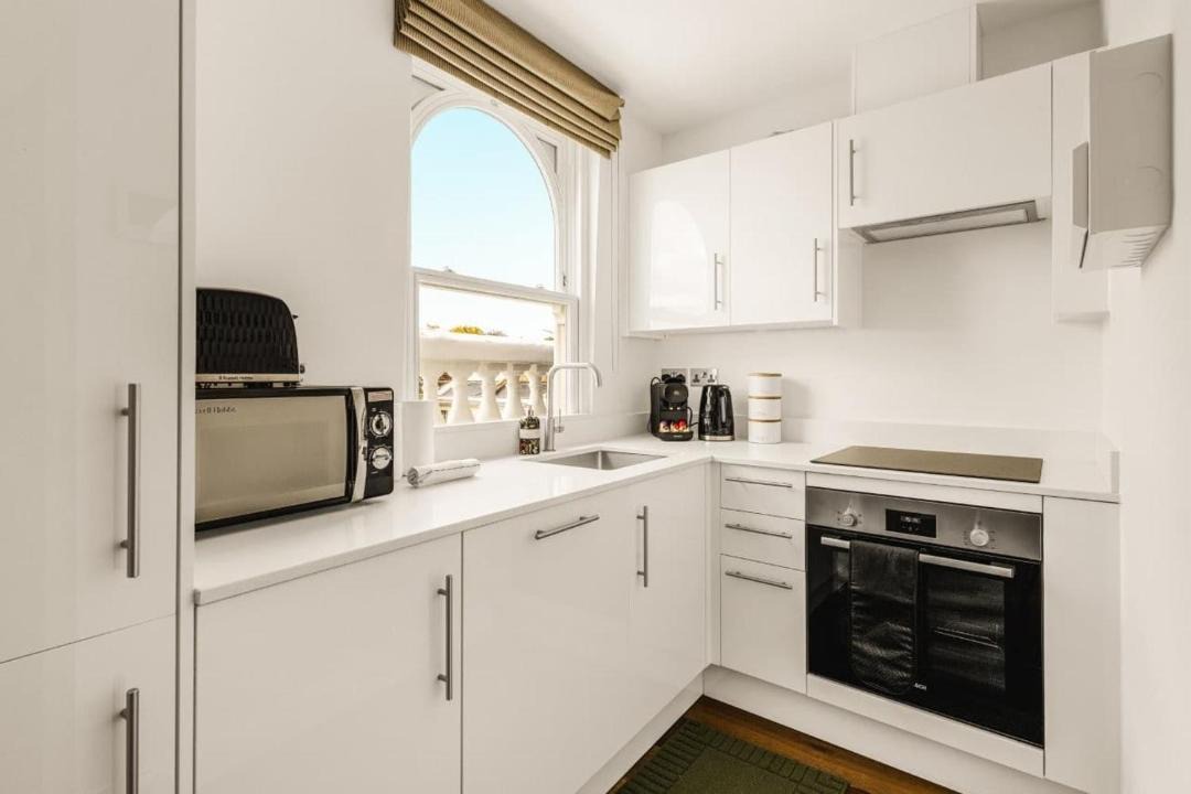 Photo of Kitchen in Royal Borough of Kensington and Chelsea