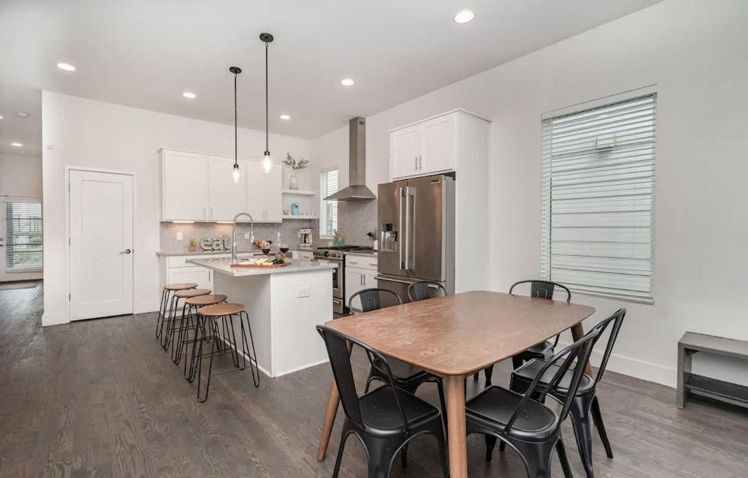 Photo of Kitchen in Talbot's Corner