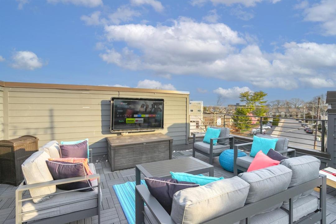 Photo of Patio Balcony in Historic Waverly