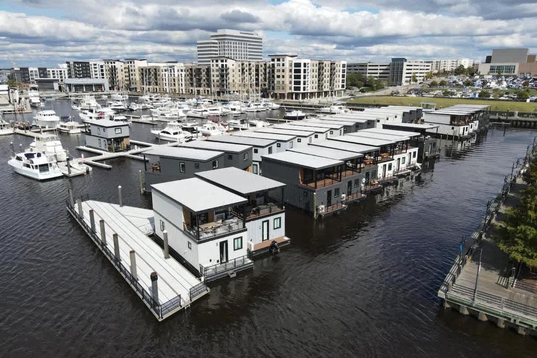 Photo of Others in River District