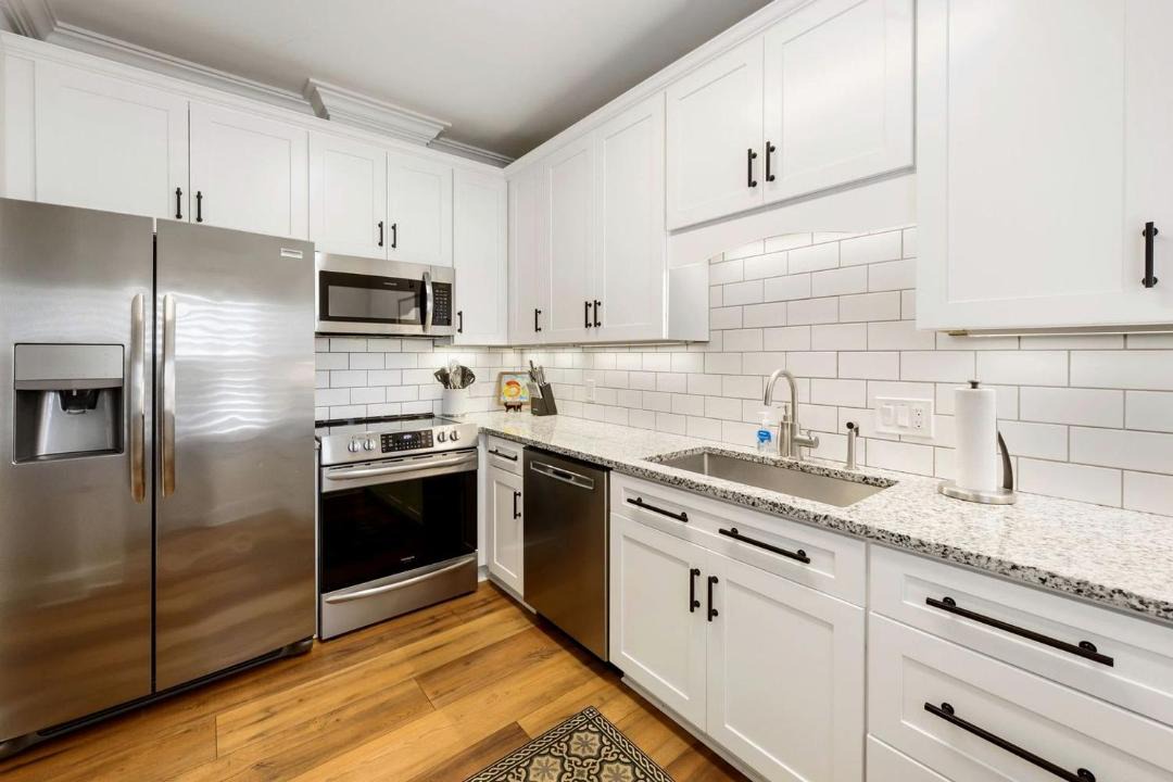 Photo of Kitchen in Debordieu Colony