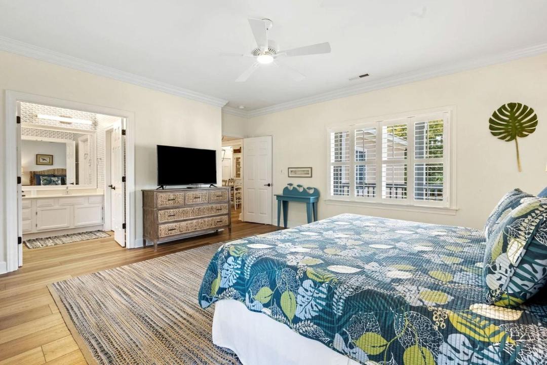 Photo of Bedroom in Debordieu Colony