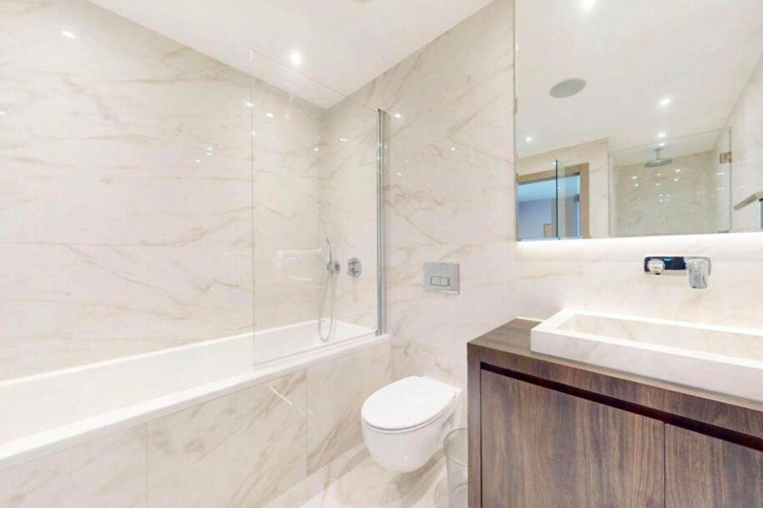 Photo of Bathroom in Swiss Cottage