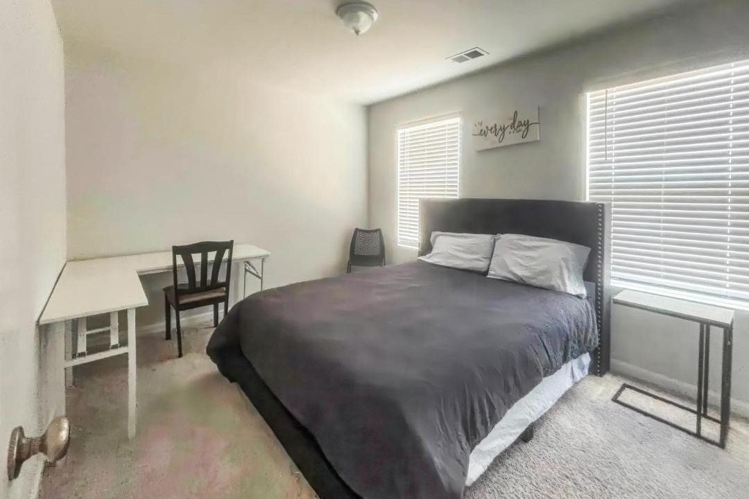 Photo of Bedroom in Pooler