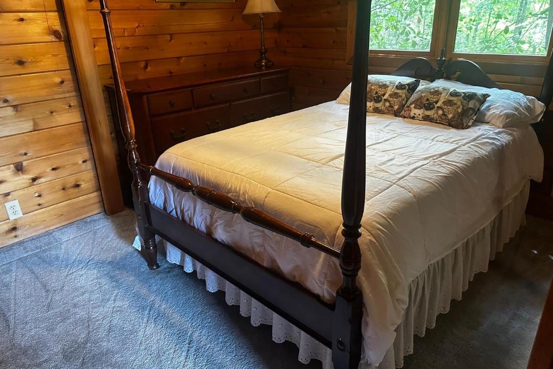 Photo of Bedroom in Pinnacle
