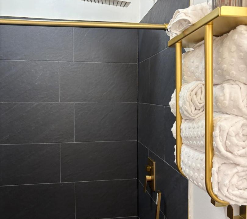 Photo of Bathroom in Crisp